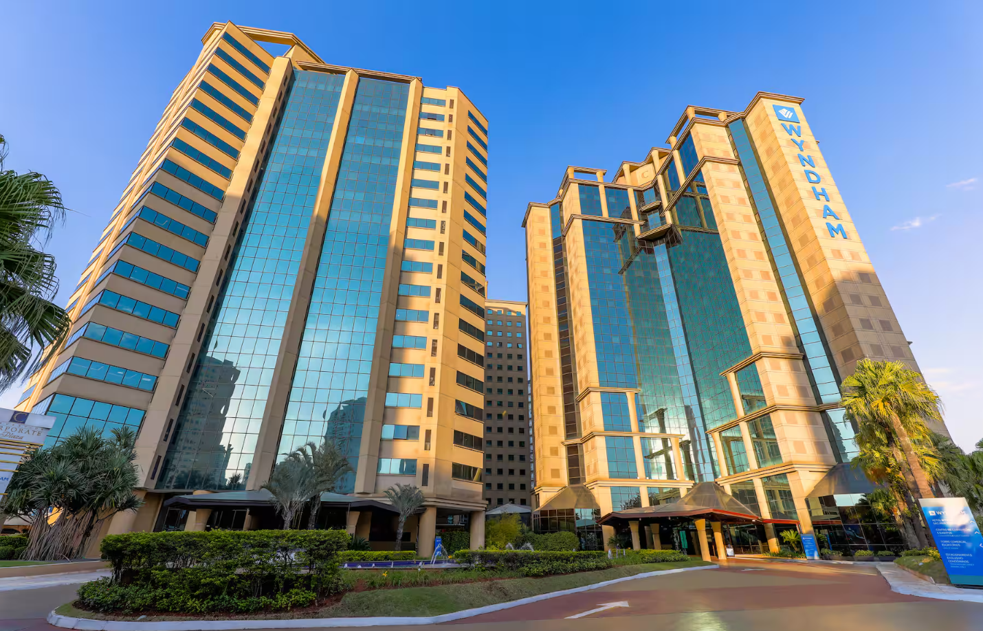 Wyndham São Paulo Ibirapuera com lobby e bar repaginados