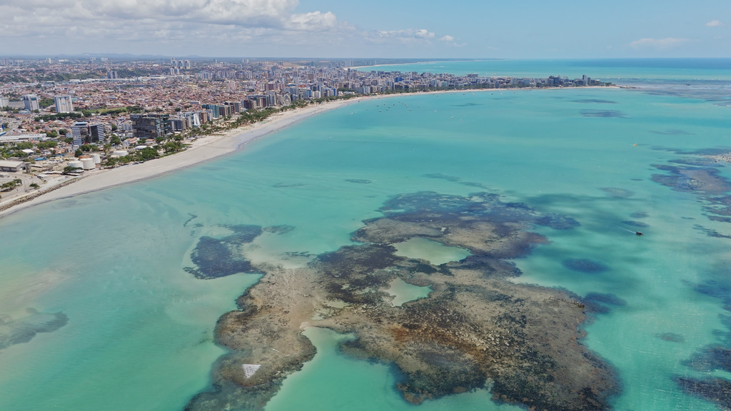 Férias em Maceió: Viva o luxo e a diversão na capital alagoana
