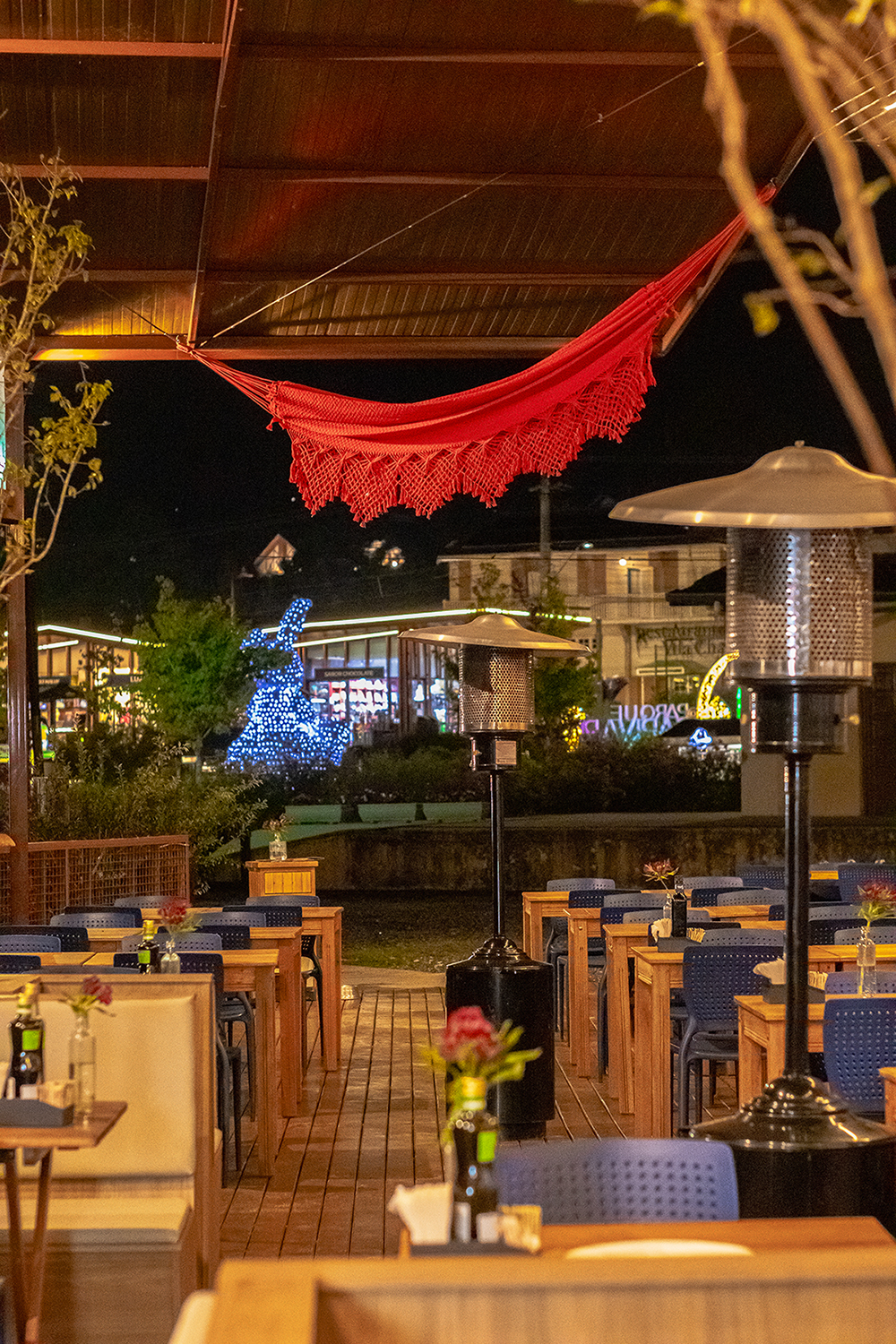 Chef Anderson Oliveira inaugura restaurante Dona Chica Capivari